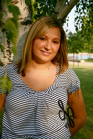 Senior portrait - Lauren